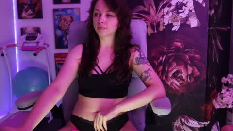 MakiyahBelle online show from 02-08-25, 09:56