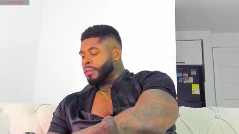 Makonnen online show from 12-05-25, 03:26