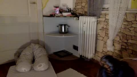 Snapshot of makoo899 chatting on 07-17-26, 09:41 makoo899 online show from 07-17-26, 09:41