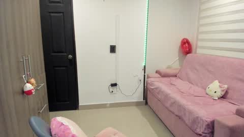 Mal Norma online show from 02-04-25, 02:49