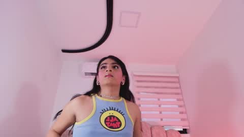 malaia thompson  online show from 05-26-26, 11:50