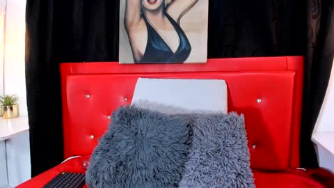 Snapshot of malayha_gray chatting on 01-29-25, 07:25 MALAYHA online show from 01-29-25, 07:25