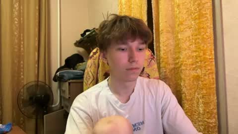 Snapshot of malcolm_yang chatting on 06-16-26, 07:16 Tom and Mark 3 online show from 06-16-26, 07:16