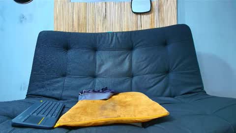 Malcom online show from 11-24-25, 01:11