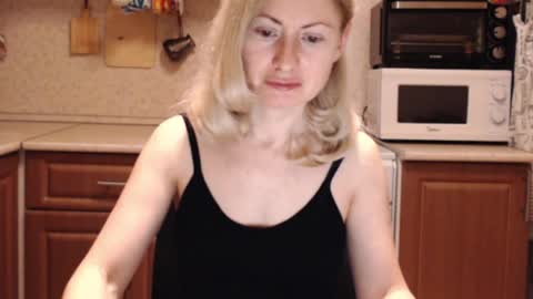 Malena online show from 04-18-26, 09:26