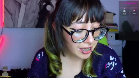 Snapshot of malicia_witch_ chatting on 01-10-25, 02:04 Mar Alicia Rosie v A L I C I A W I T C - Meg Cherie online show from 01-10-25, 02:04