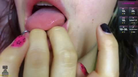 Snapshot of malicia_witch_ chatting on 01-16-25, 02:30 Mar Alicia Rosie v A L I C I A W I T C - Meg Cherie online show from 01-16-25, 02:30