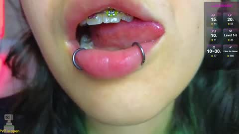 Snapshot of malicia_witch_ chatting on 03-11-25, 03:37 Mar Alicia Rosie v A L I C I A W I T C - Meg Cherie online show from 03-11-25, 03:37