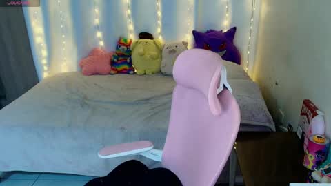 Snapshot of maliciaxpoison chatting on 05-30-26, 04:09 maliciaxpoison online show from 05-30-26, 04:09