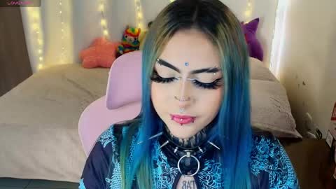Snapshot of maliciaxpoison chatting on 05-30-26, 10:40 maliciaxpoison online show from 05-30-26, 10:40