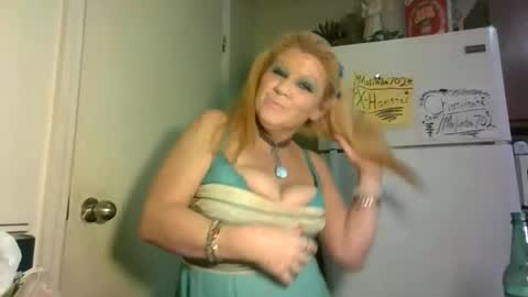 malinda702 online show from 02-11-26, 10:09