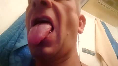 Snapshot of malinowy85 chatting on 10-04-25, 06:50 malinowy85 online show from 10-04-25, 06:50