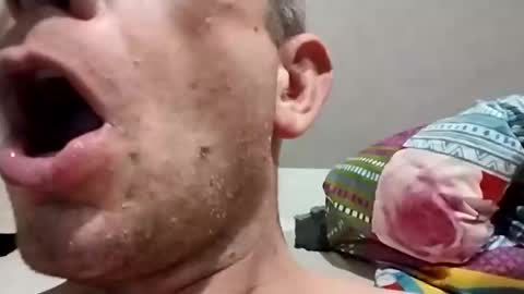 malinowy85 online show from 11-18-25, 03:49