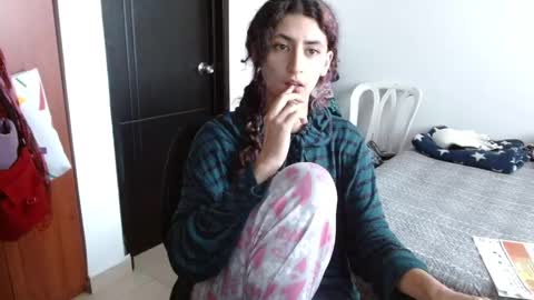 Malita online show from 01-04-25, 08:37