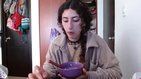 Malita online show from 10-22-25, 07:24