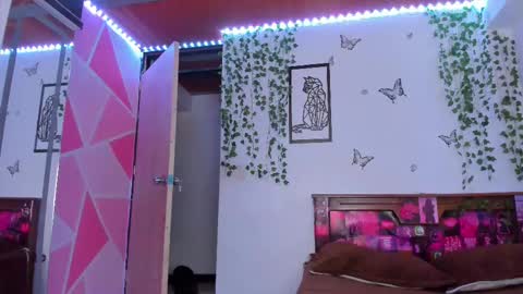 Snapshot of malori_tempest chatting on 02-28-25, 01:25 malori tempest online show from 02-28-25, 01:25