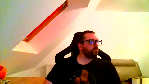 Snapshot of malou2927 chatting on 12-21-24, 07:27 breton online show from 12-21-24, 07:27