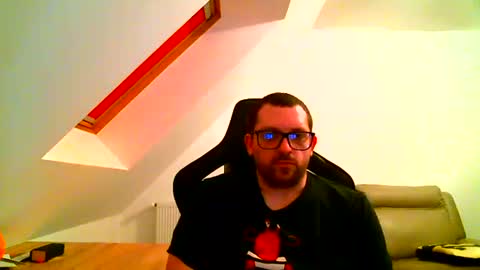 Snapshot of malou2927 chatting on 01-04-25, 08:27 breton online show from 01-04-25, 08:27