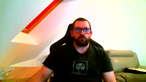 Snapshot of malou2927 chatting on 02-25-25, 08:51 breton online show from 02-25-25, 08:51