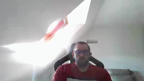 Snapshot of malou2927 chatting on 10-13-25, 01:33 breton online show from 10-13-25, 01:33