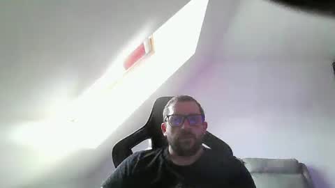 Snapshot of malou2927 chatting on 11-02-25, 12:18 breton online show from 11-02-25, 12:18