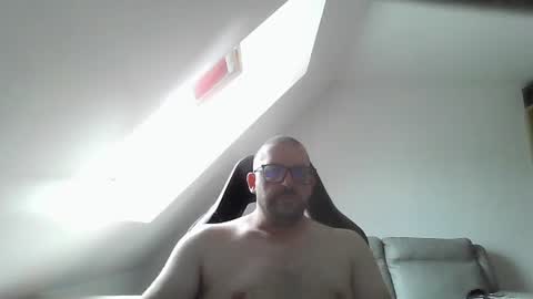 breton online show from 07-30-26, 08:57