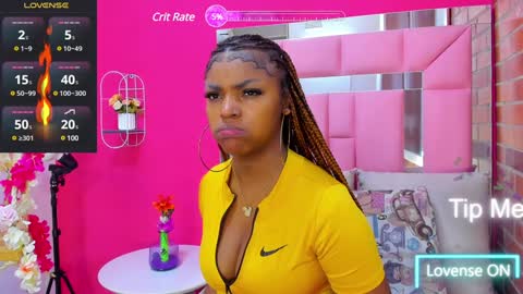 Snapshot of malu_horny_69 chatting on 01-06-25, 11:40 Melanie online show from 01-06-25, 11:40