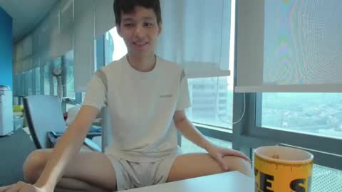 Snapshot of mamagaga19 chatting on 04-18-26, 02:37 Andrew Ooi online show from 04-18-26, 02:37