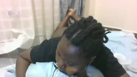 Snapshot of mamasita2023 chatting on 01-13-25, 04:41 mamasita2023 online show from 01-13-25, 04:41