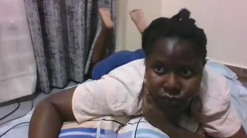 Snapshot of mamasita2023 chatting on 01-26-25, 06:48 mamasita2023 online show from 01-26-25, 06:48