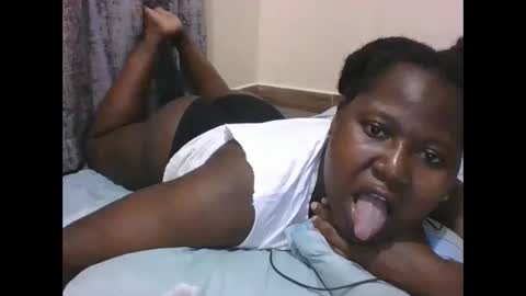 Snapshot of mamasita2023 chatting on 01-30-25, 08:53 mamasita2023 online show from 01-30-25, 08:53