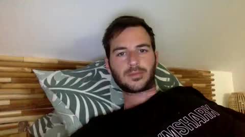 Snapshot of mamattv chatting on 06-08-26, 12:49 mamattv online show from 06-08-26, 12:49
