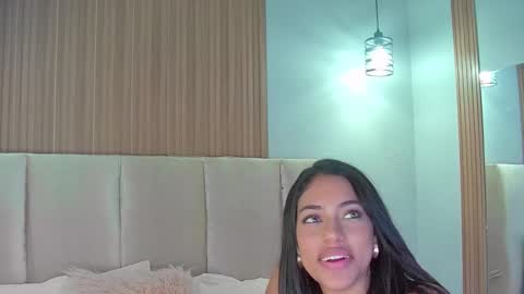 Snapshot of mami_natacha19x chatting on 10-09-25, 11:19 nati online show from 10-09-25, 11:19