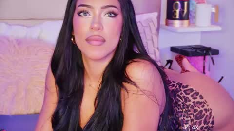 Snapshot of mami_natacha19x chatting on 12-18-25, 06:08 nati online show from 12-18-25, 06:08