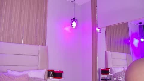 Snapshot of mami_natacha19x chatting on 03-03-26, 01:56 nati online show from 03-03-26, 01:56