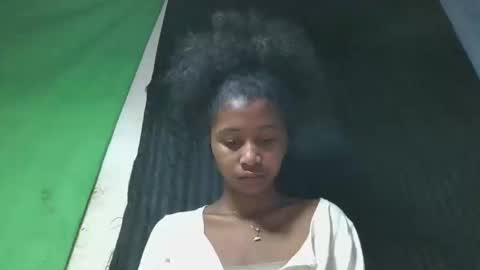 mamieriela online show from 04-26-26, 06:11