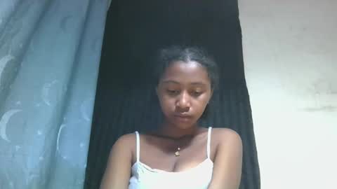 mamieriela online show from 05-06-26, 07:13