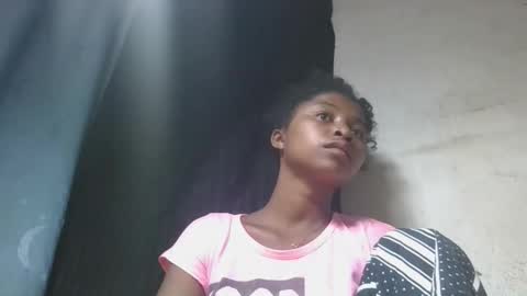 mamieriela online show from 05-10-26, 04:45