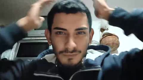 Snapshot of mamm7772024 chatting on 05-14-26, 04:52 Mickey online show from 05-14-26, 04:52