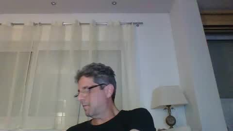 man211172 online show from 11-15-25, 04:36