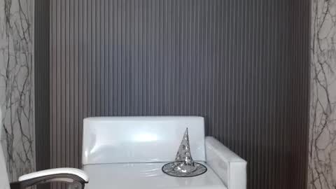 man_san11 online show from 10-10-25, 04:06