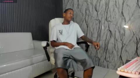 man_san11 online show from 11-22-25, 03:11