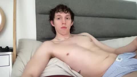 Snapshot of mancbateboy chatting on 04-28-26, 09:25 manny bate online show from 04-28-26, 09:25