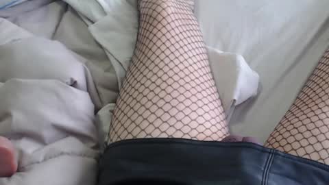 ..          .. online show from 12-20-24, 04:25