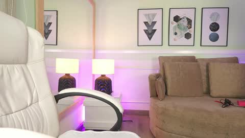 Mandy Collins online show from 03-20-26, 11:37