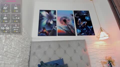 Snapshot of mandyminx66 chatting on 01-22-25, 02:15 Mandy Val online show from 01-22-25, 02:15