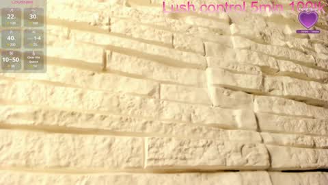 Snapshot of mandyminx66 chatting on 01-31-25, 11:24 Mandy Val online show from 01-31-25, 11:24