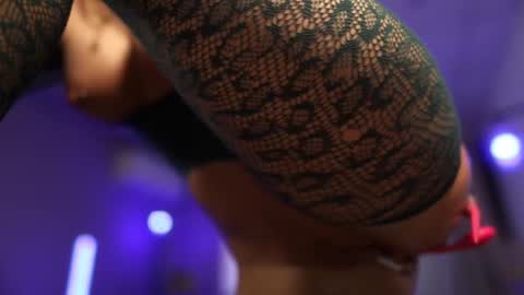 Snapshot of mandypeas chatting on 01-17-25, 08:02 Anto Lovense is Active My pleasure is in your hands Private is Open online show from 01-17-25, 08:02