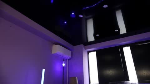 Snapshot of mandypeas chatting on 02-12-25, 10:35 Anto Lovense is Active My pleasure is in your hands Private is Open online show from 02-12-25, 10:35