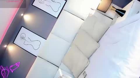 manellyksparklee online show from 05-09-26, 01:49
